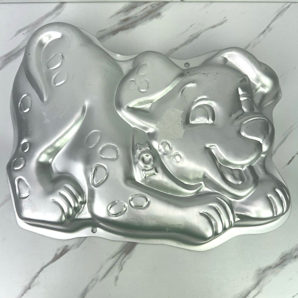 1996 Vintage Disney 101 DALMATIANS Wilton Cake Pan Mold #2105-3250 Birthday Dog - Picture 3 of 3
